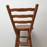 Chaise haute ancienne