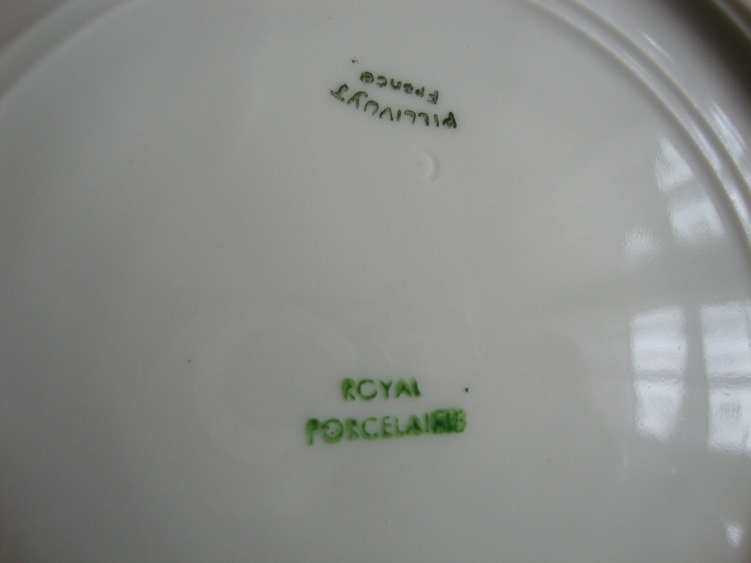 6 Fruit decorated plates Pillivyt France