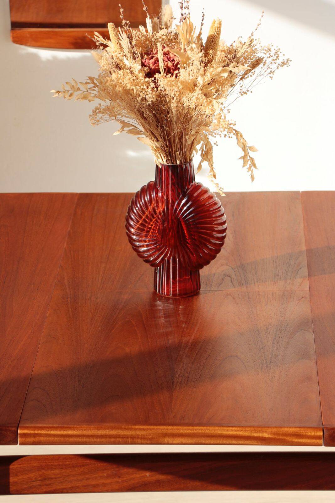 Oval dining table – 6 to 8 people – G Plan