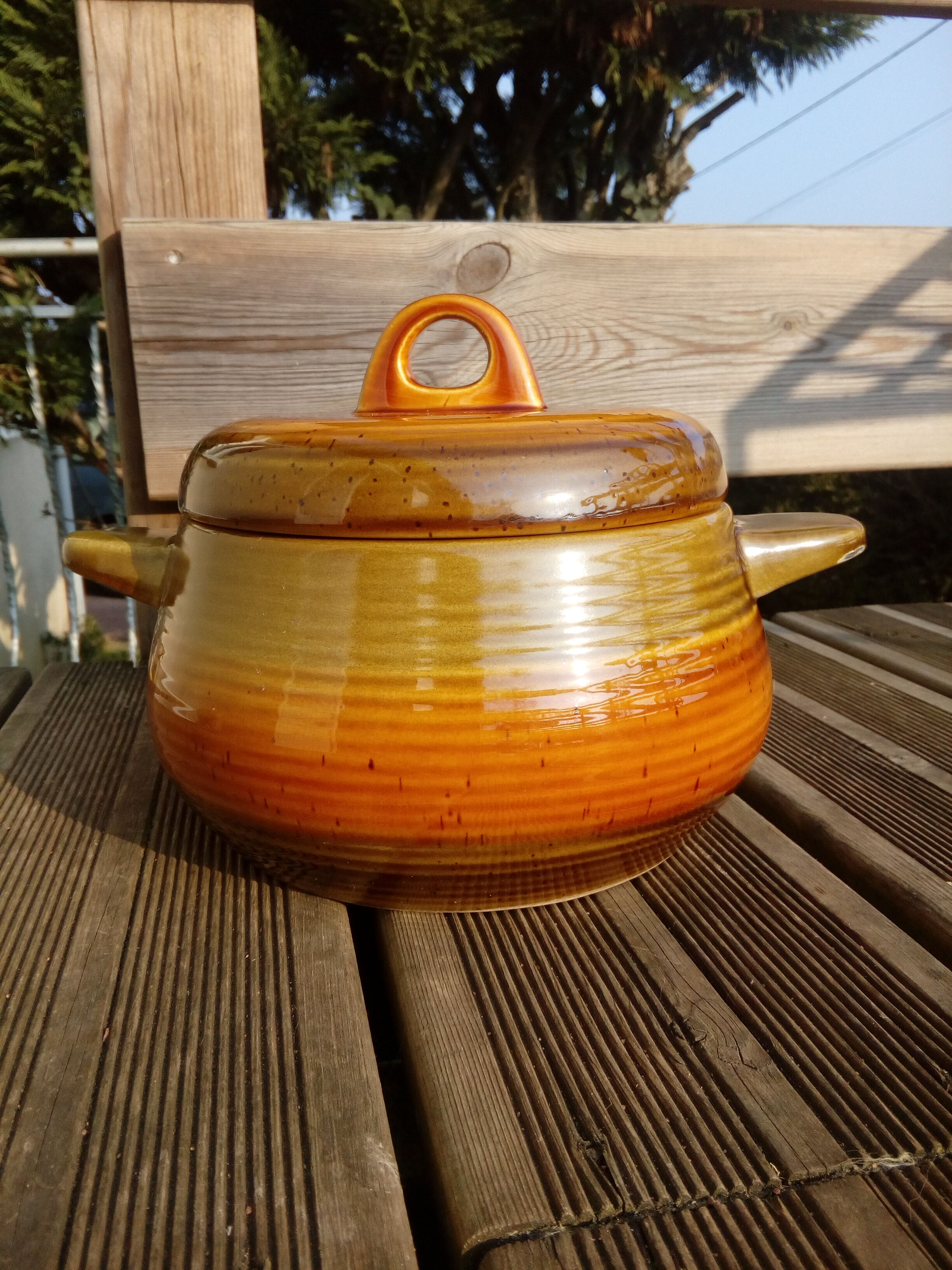 Pot Saint Amand model Marion enamel ceramic