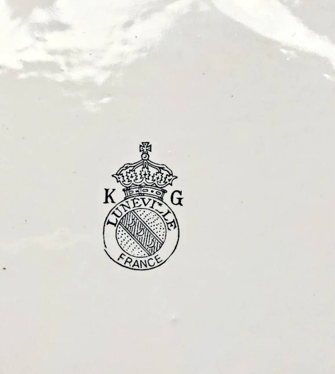 Old Lunéville oval vegetable tureen, street light model