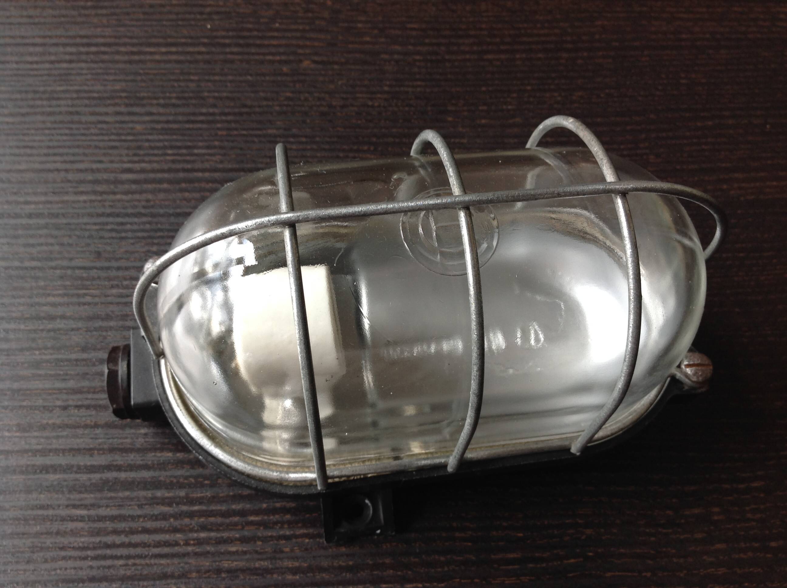 Industrial style porthole wall light / vintage 60s-70s