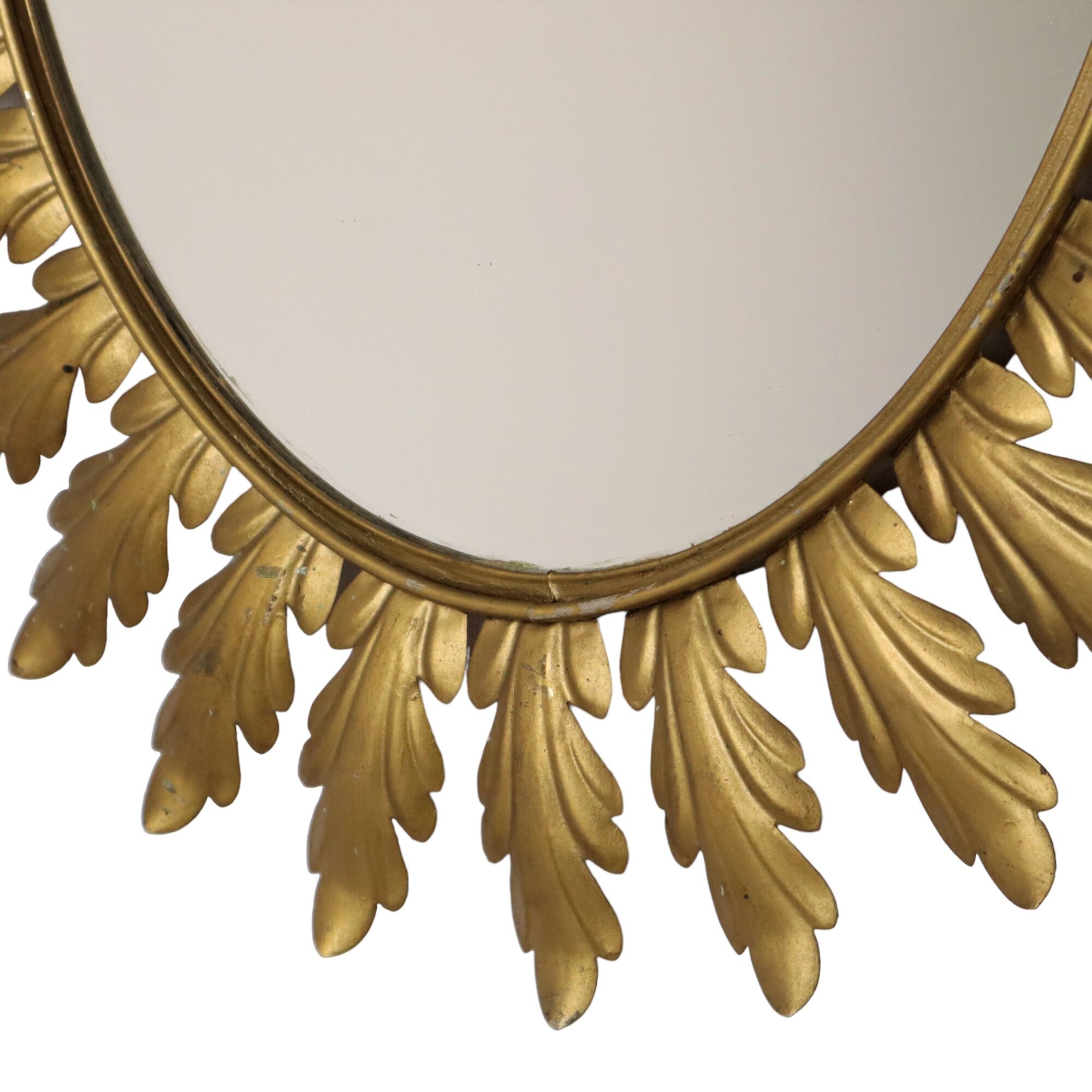 Deknudt sun mirror sunburst mirror oval gold-colored metal 70x56cm
