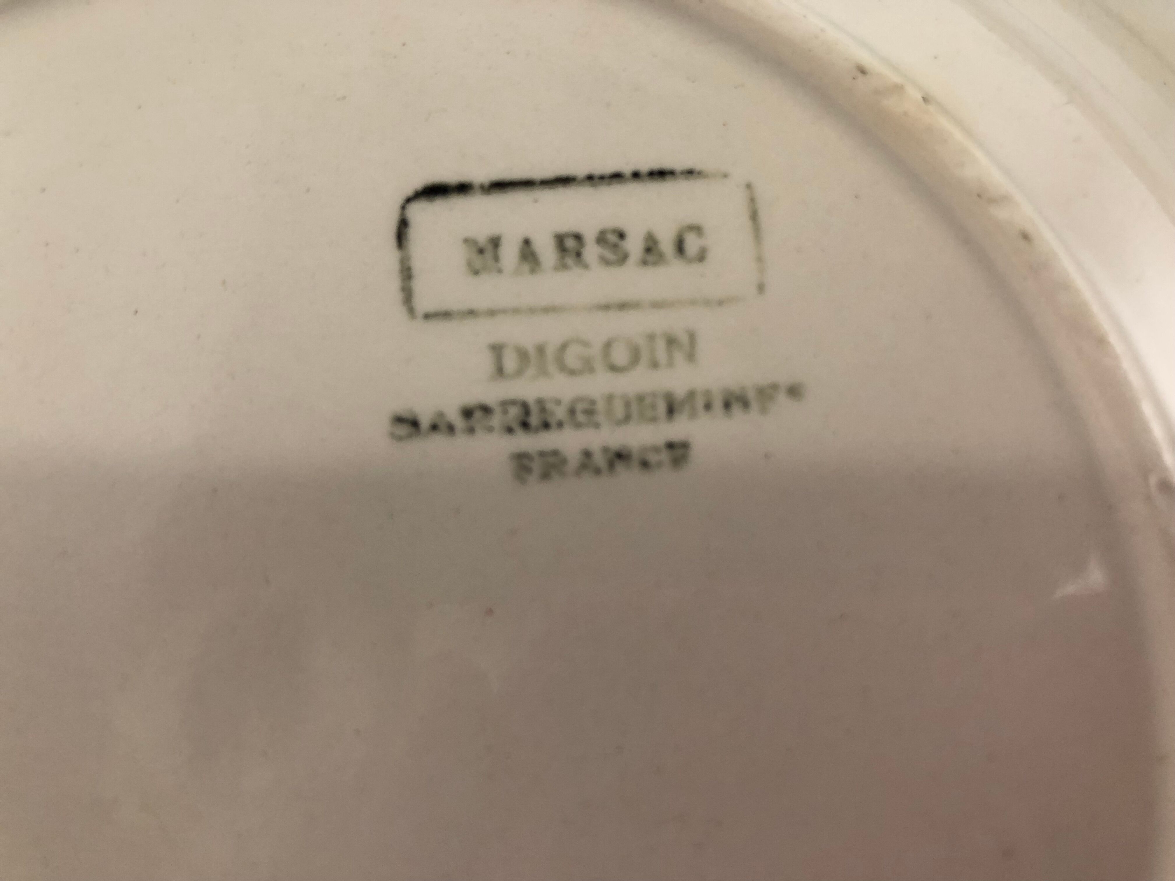 4 Digoin Sarreguemines soup plates, white and blue Marsac model with art deco flower