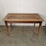 Farm table 4 to 6 people