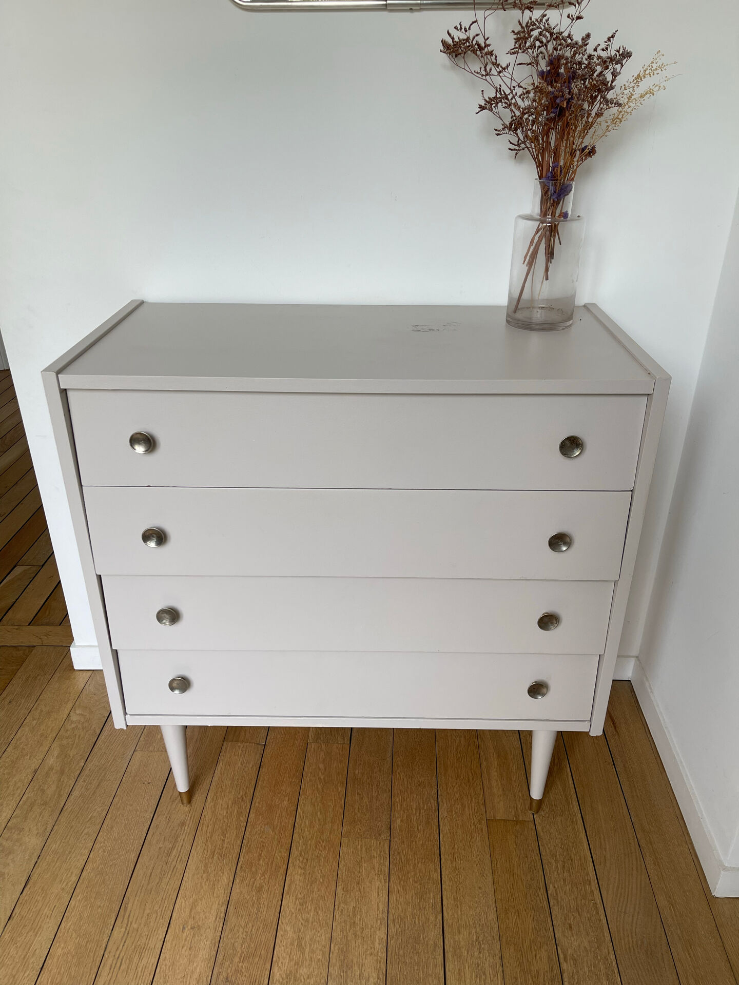 Vintage chest of drawers