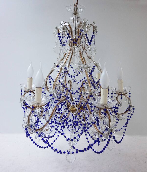 Chandelier italien avec des cordes en verre de Murano bleu cobalt et des cristaux.