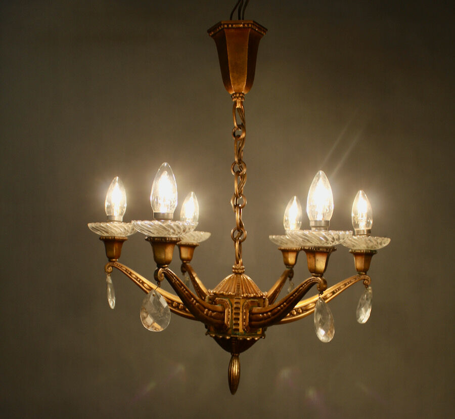 Bronze lustre at 6 arms of light