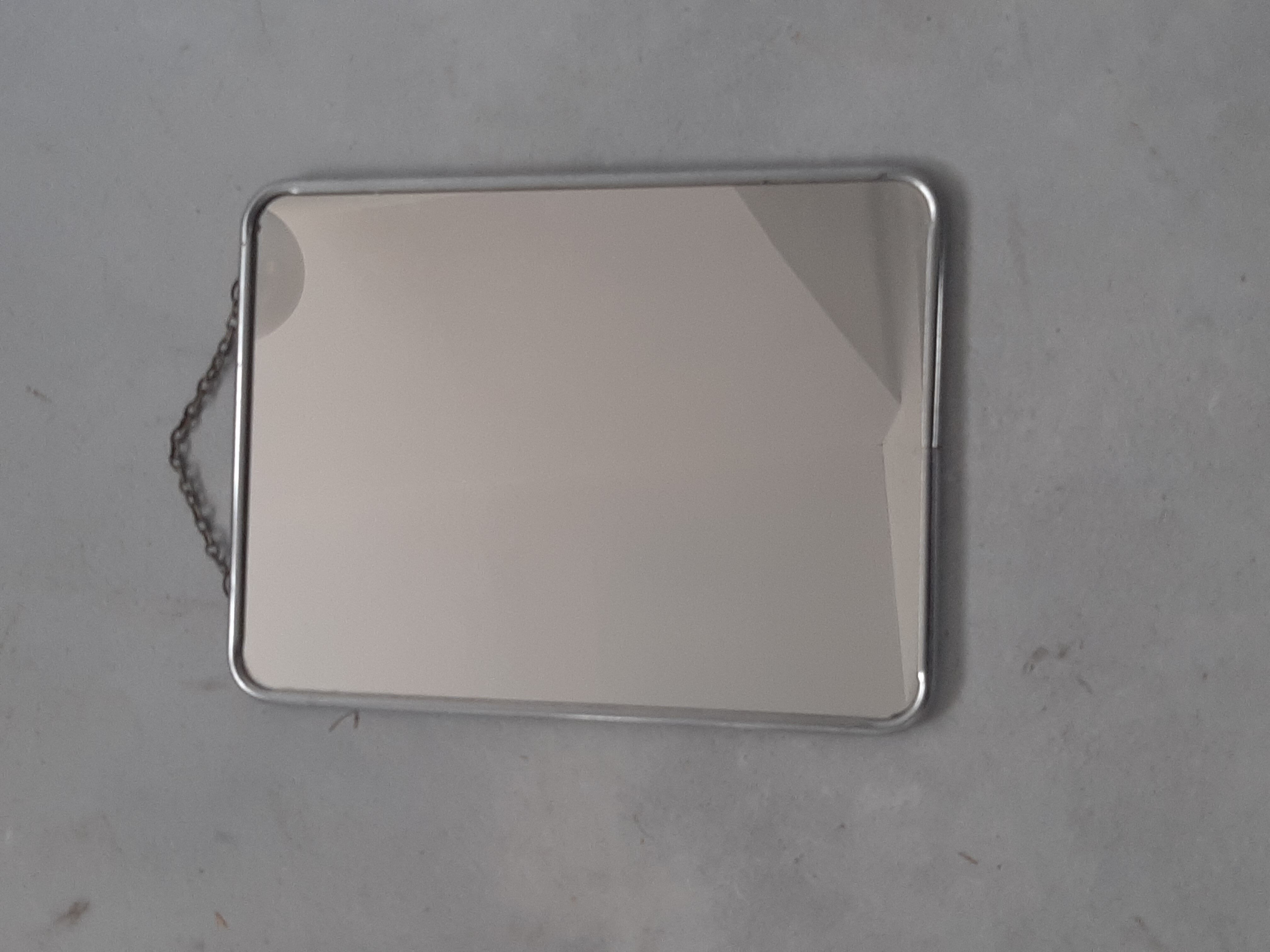 Barber's mirror with chainette - 25x19cm
