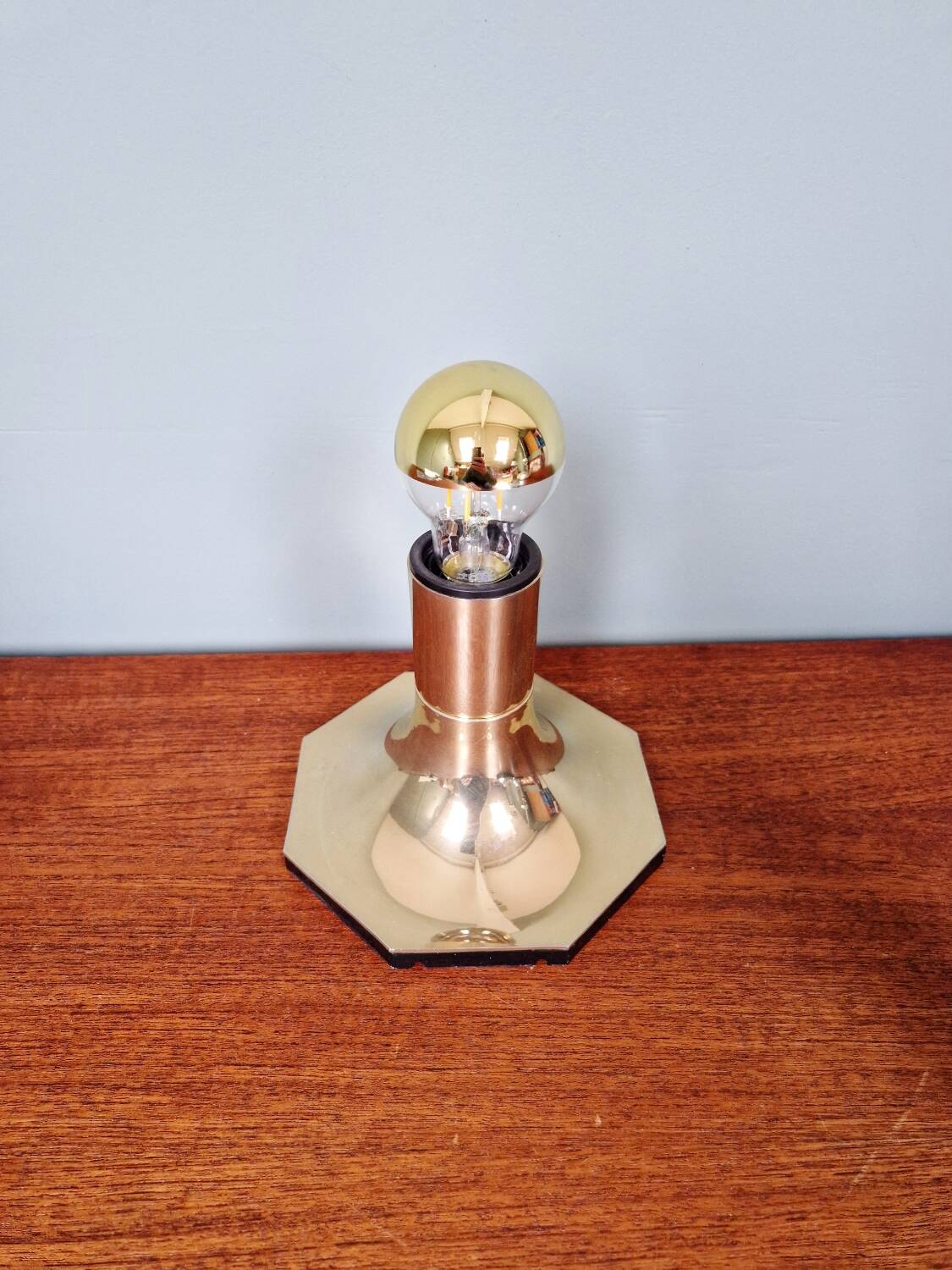Ceiling light/wall sconce in brass, Motoko Ishii, Staff Leucht