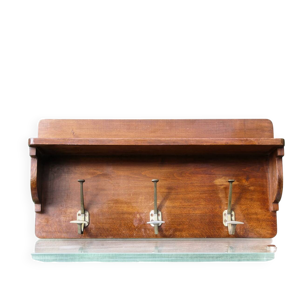 Portemanteau mural art