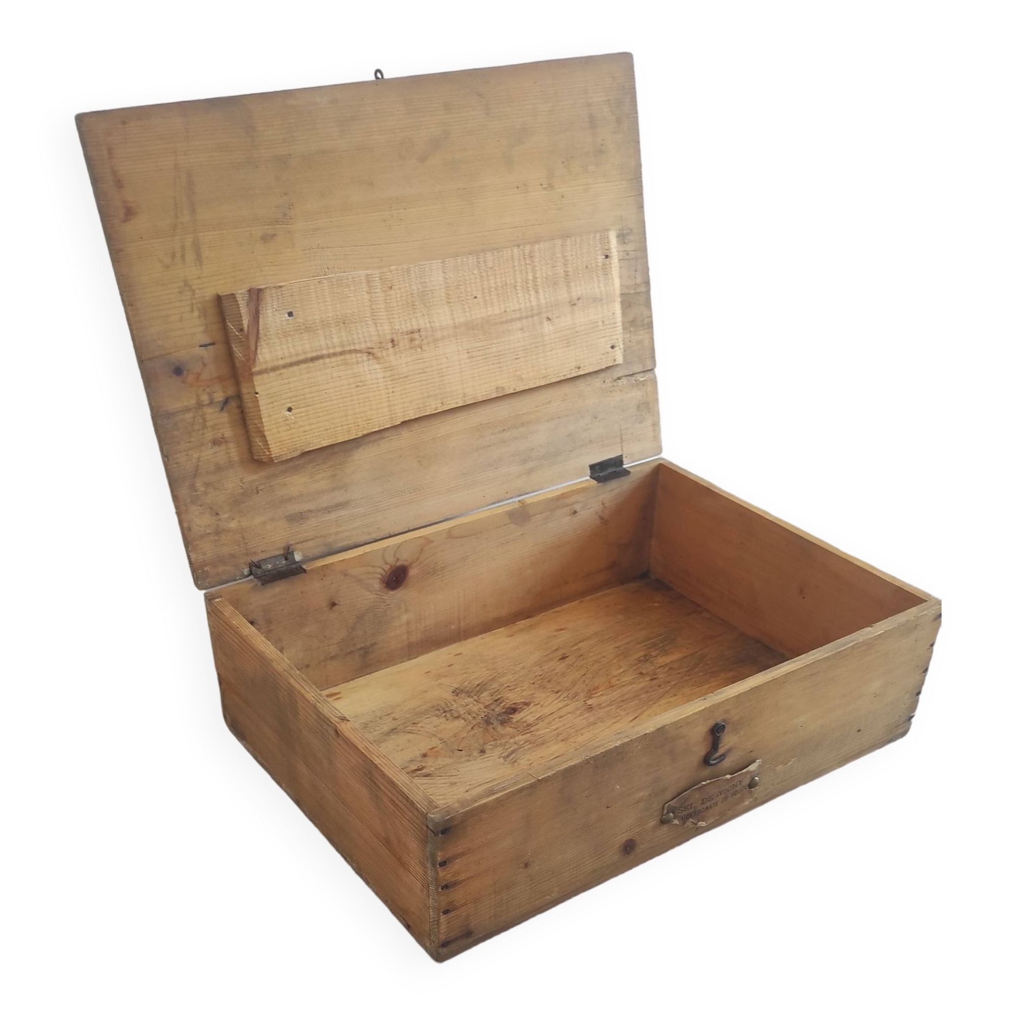 Mallette De Jeux Ancienne – Vintage Mystérieuse