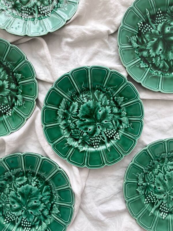 6 assiettes à dessert faïence en barbotine feuilles de vigne Sarreguemines