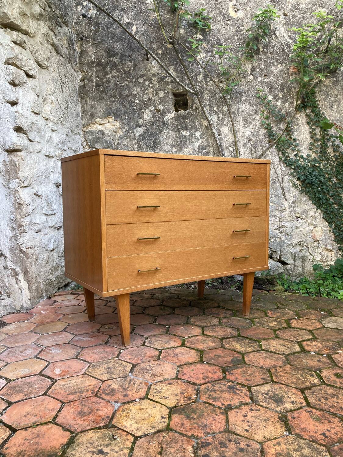 Commode vintage