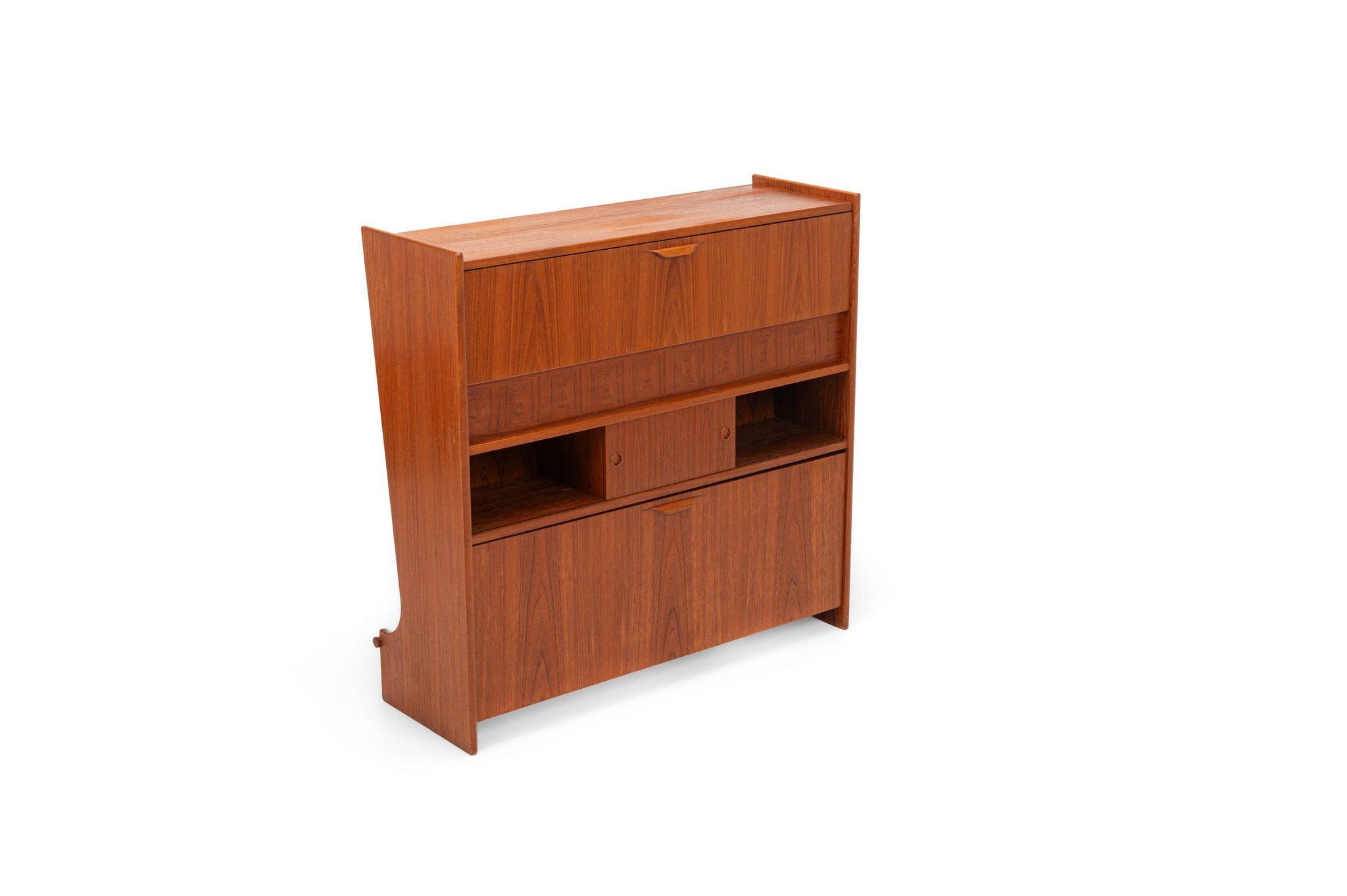 SK661 Cocktail Cabinet and Bar Stools by Johannes Andersen for Skaaning & Son 1960s