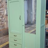 Vintage parisian wooden slip-up