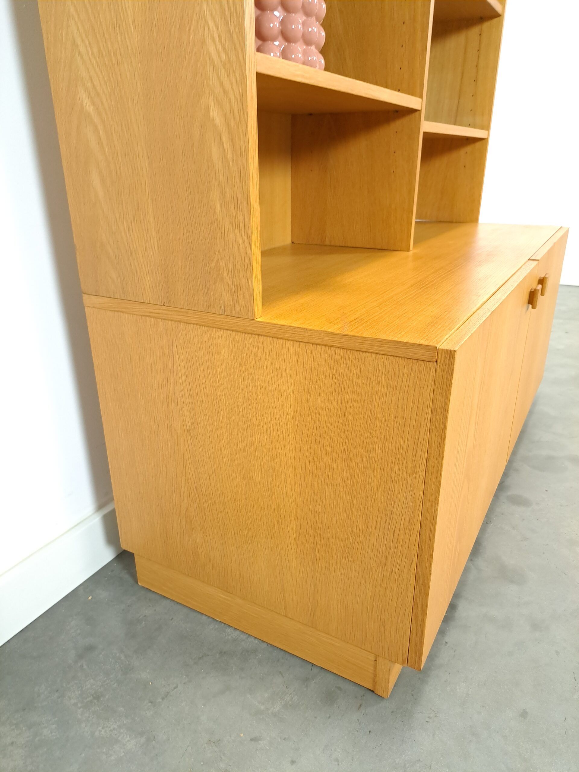 Tall LP bookcase with shelves from Sweden