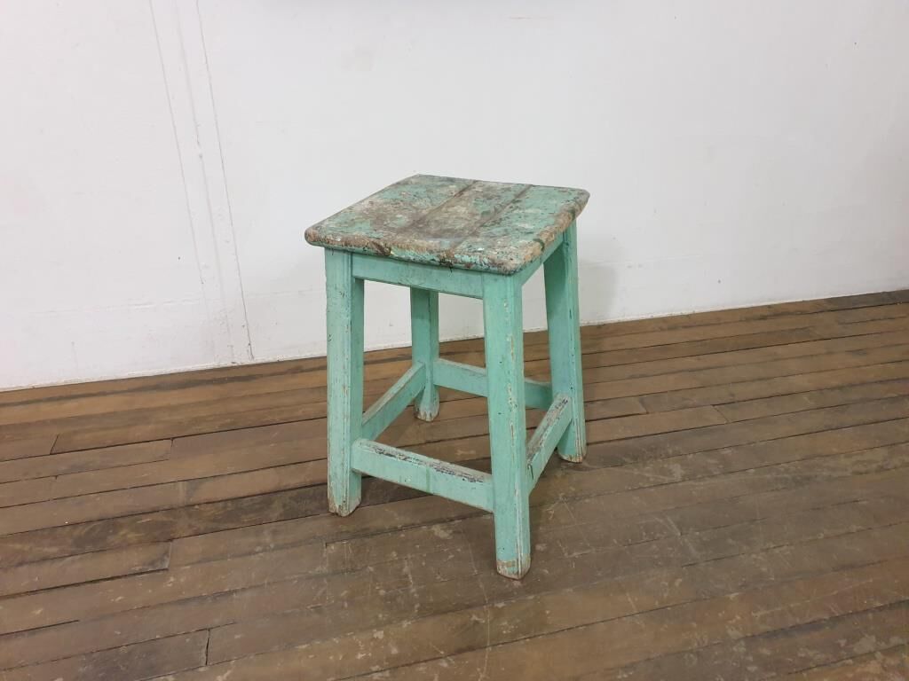 Workshop stool