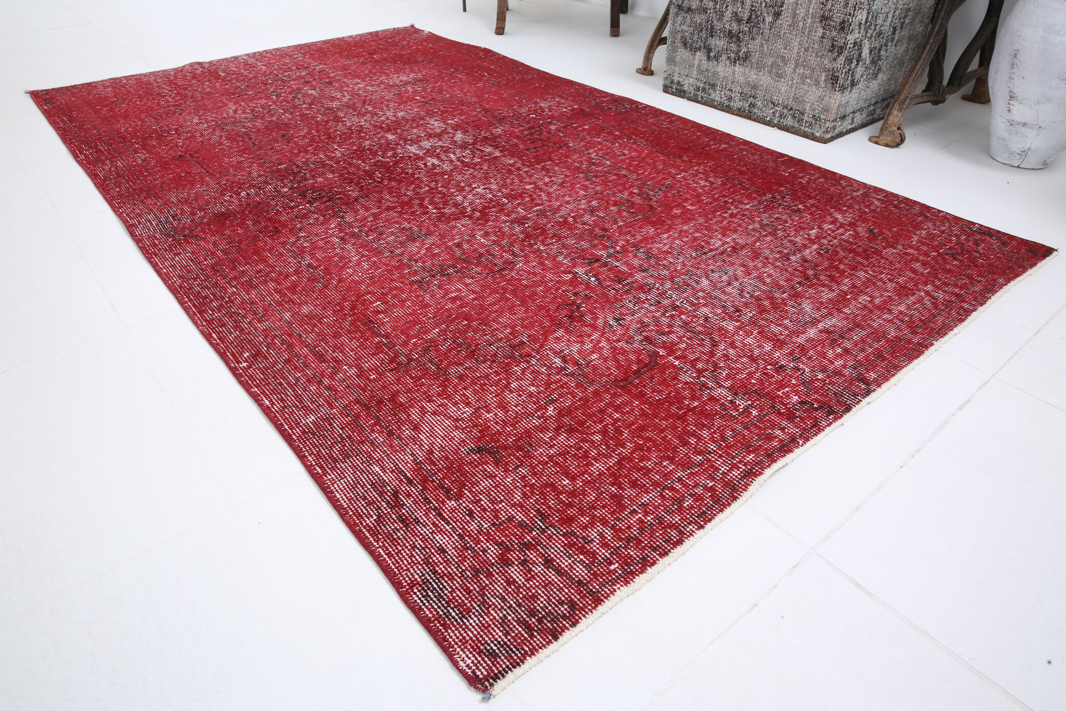 Tapis rouge affligé vintage 195x113cm