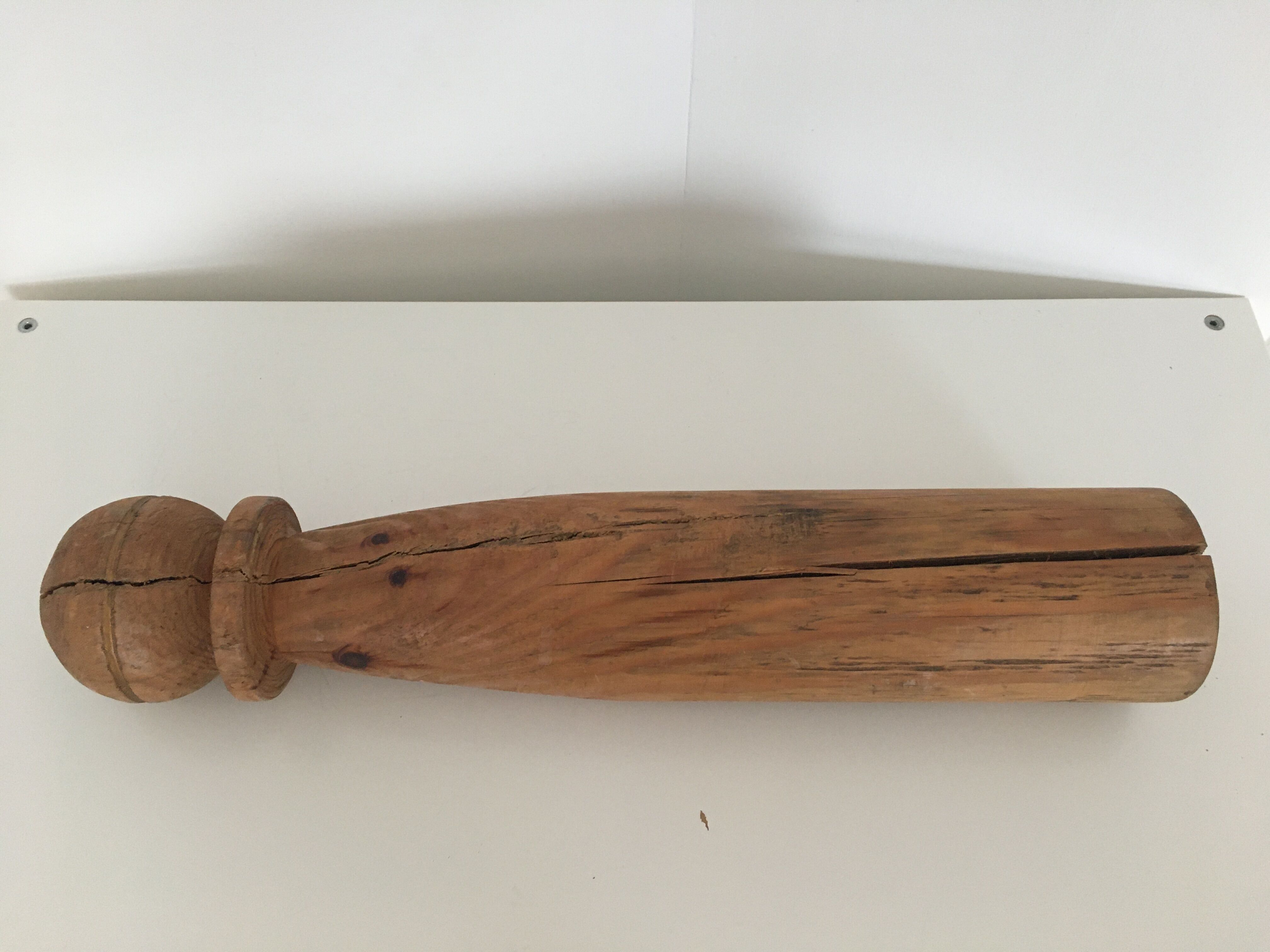 Ancient wooden keel of 53x10