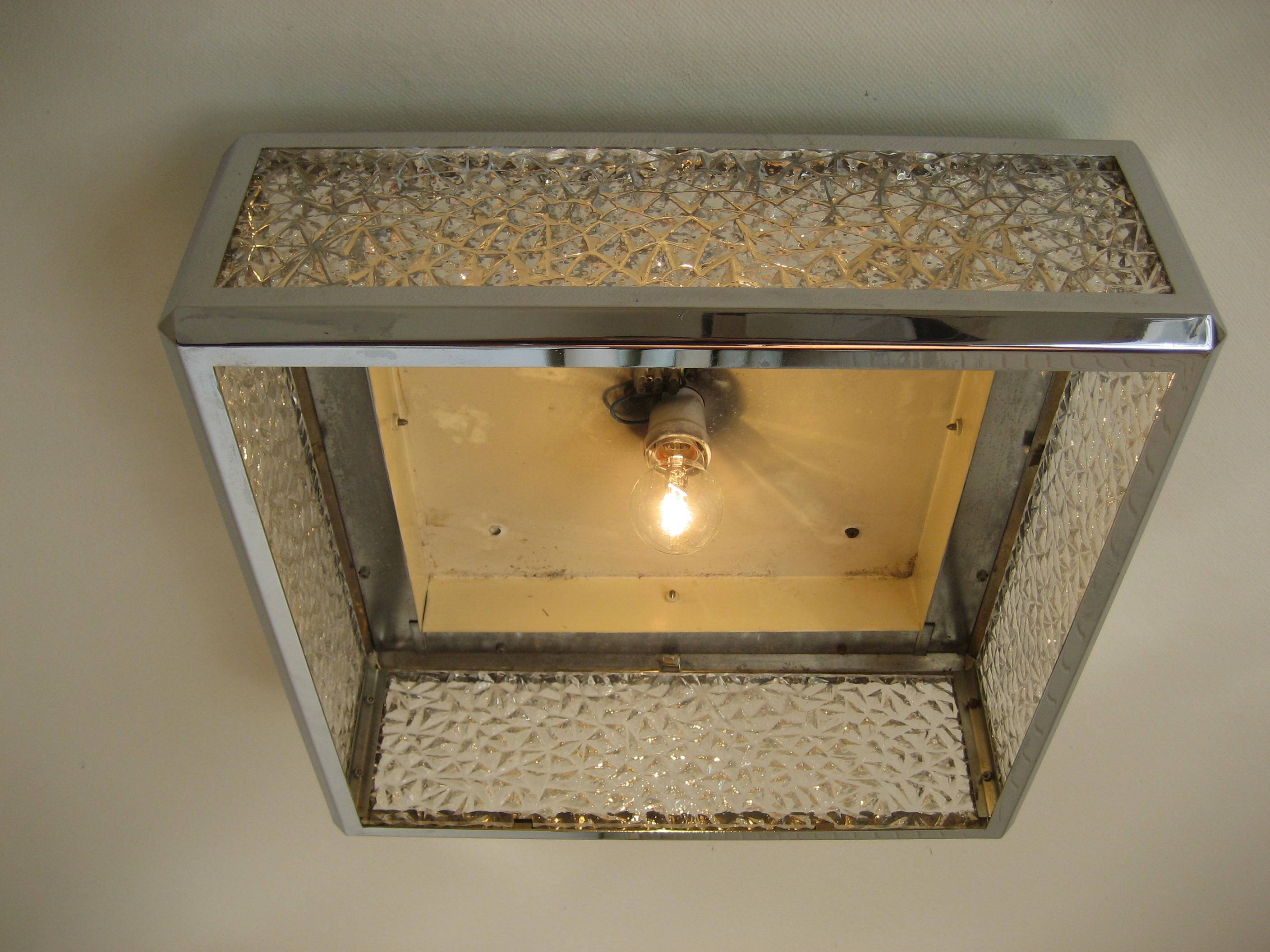 Vintage ceiling lamp with plastic sheets in chomed profiles 46x46 cm