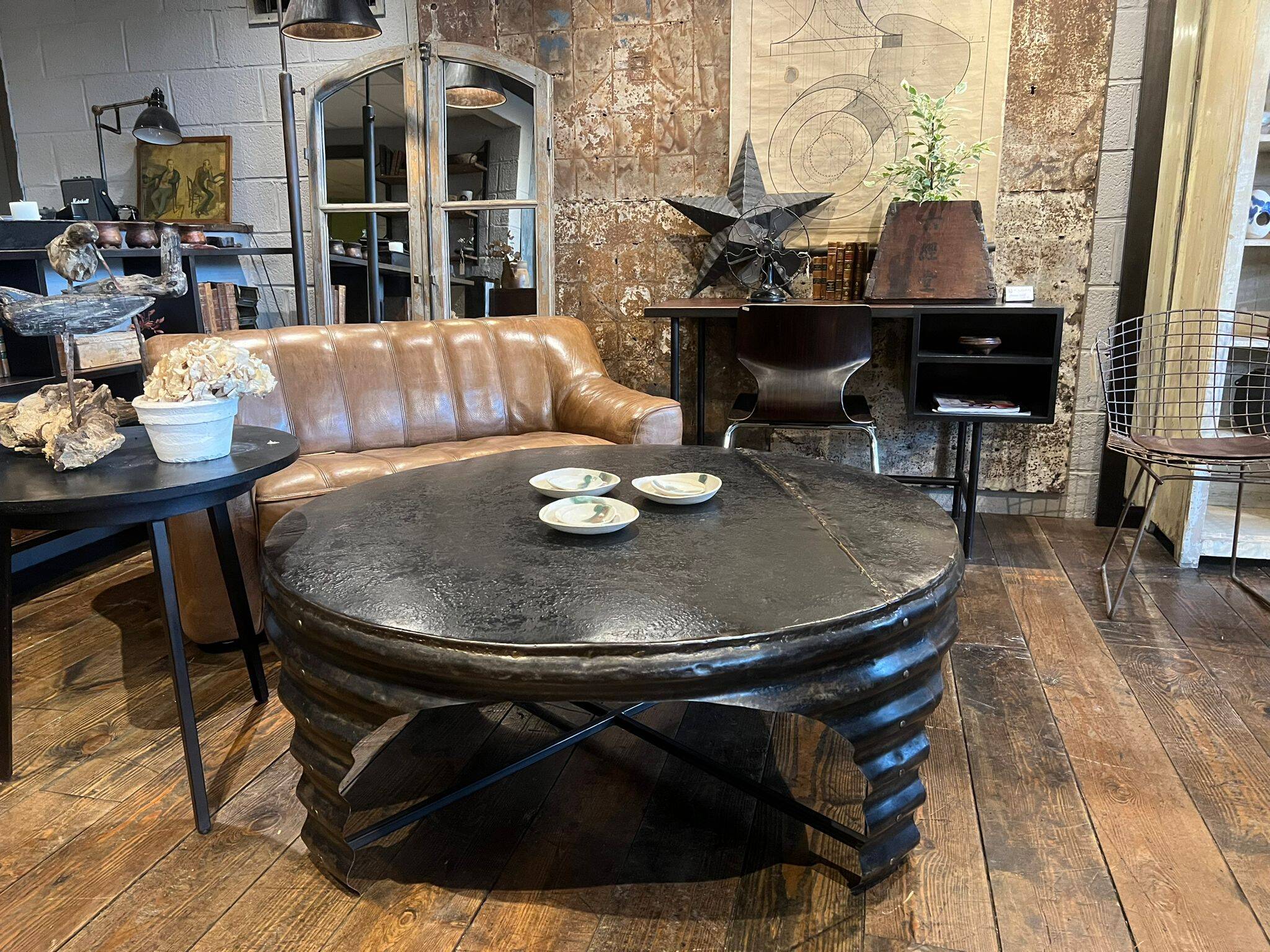 Industrial round coffee table