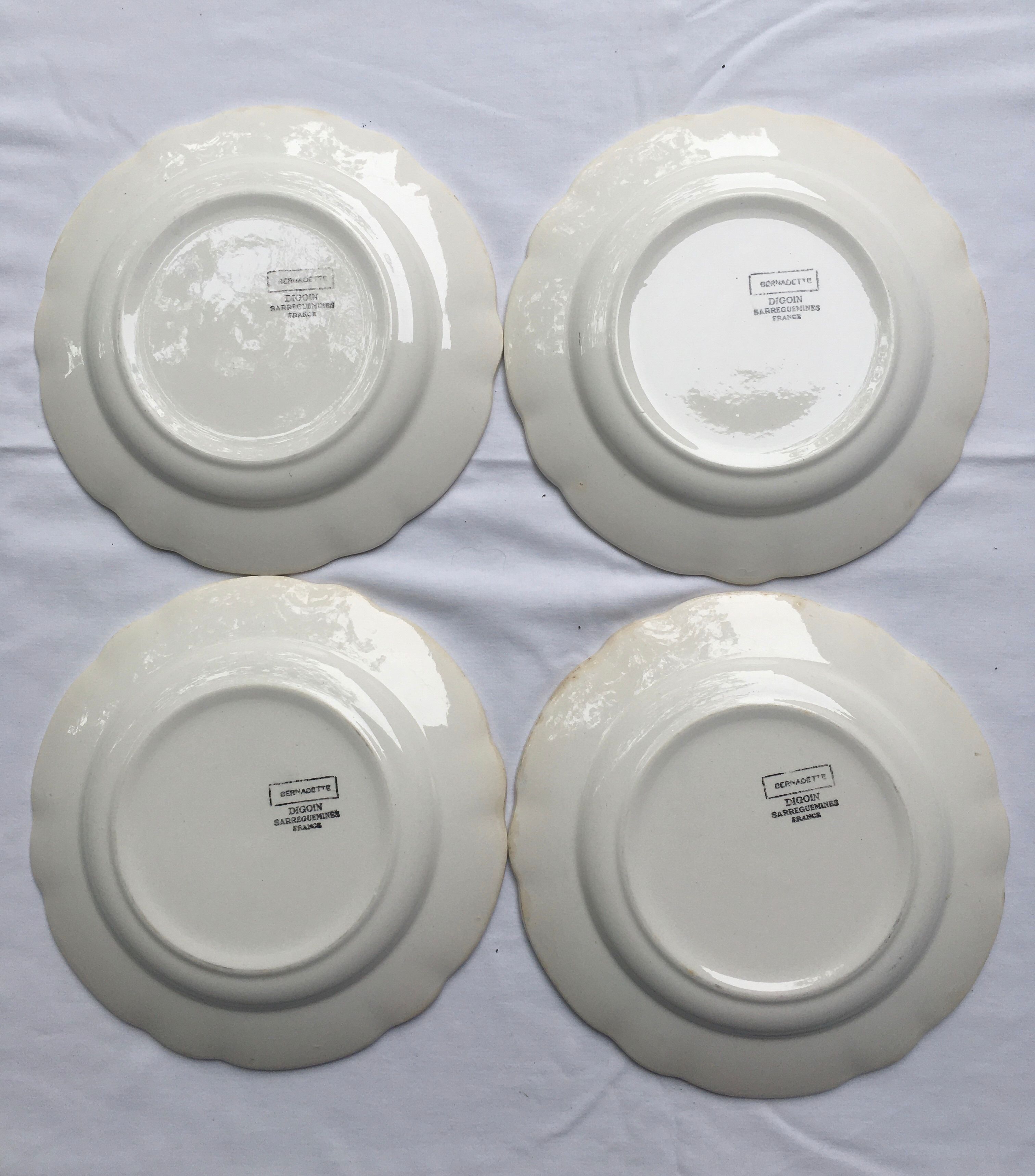 4 Digoin Sarreguemines model Bernadette dessert plates