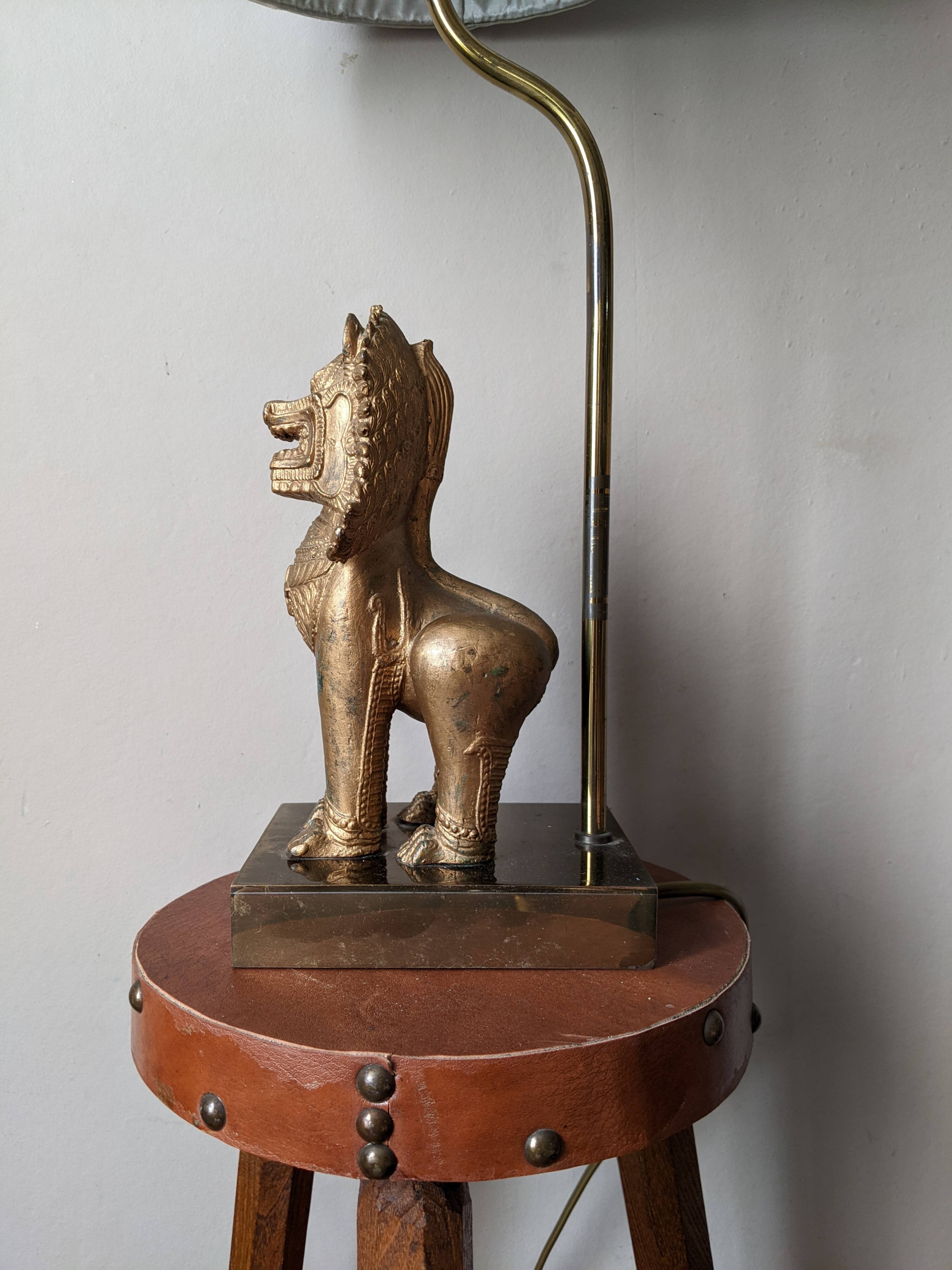 Thai Singha lion foo dog bedside lamp
