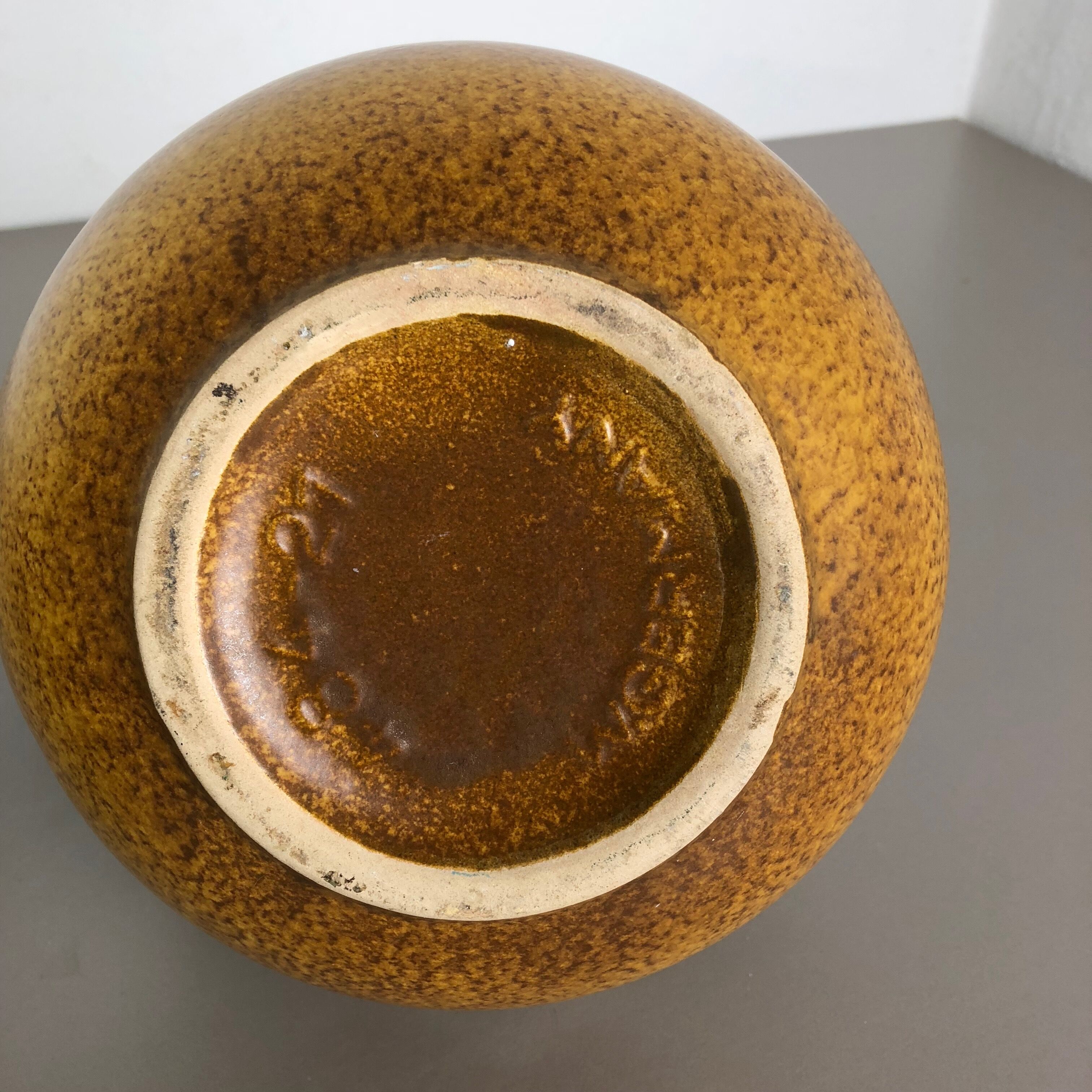 Set of Two Pottery Fat Lava Vases Model "484-21" Made by Scheurich Germany 1970s