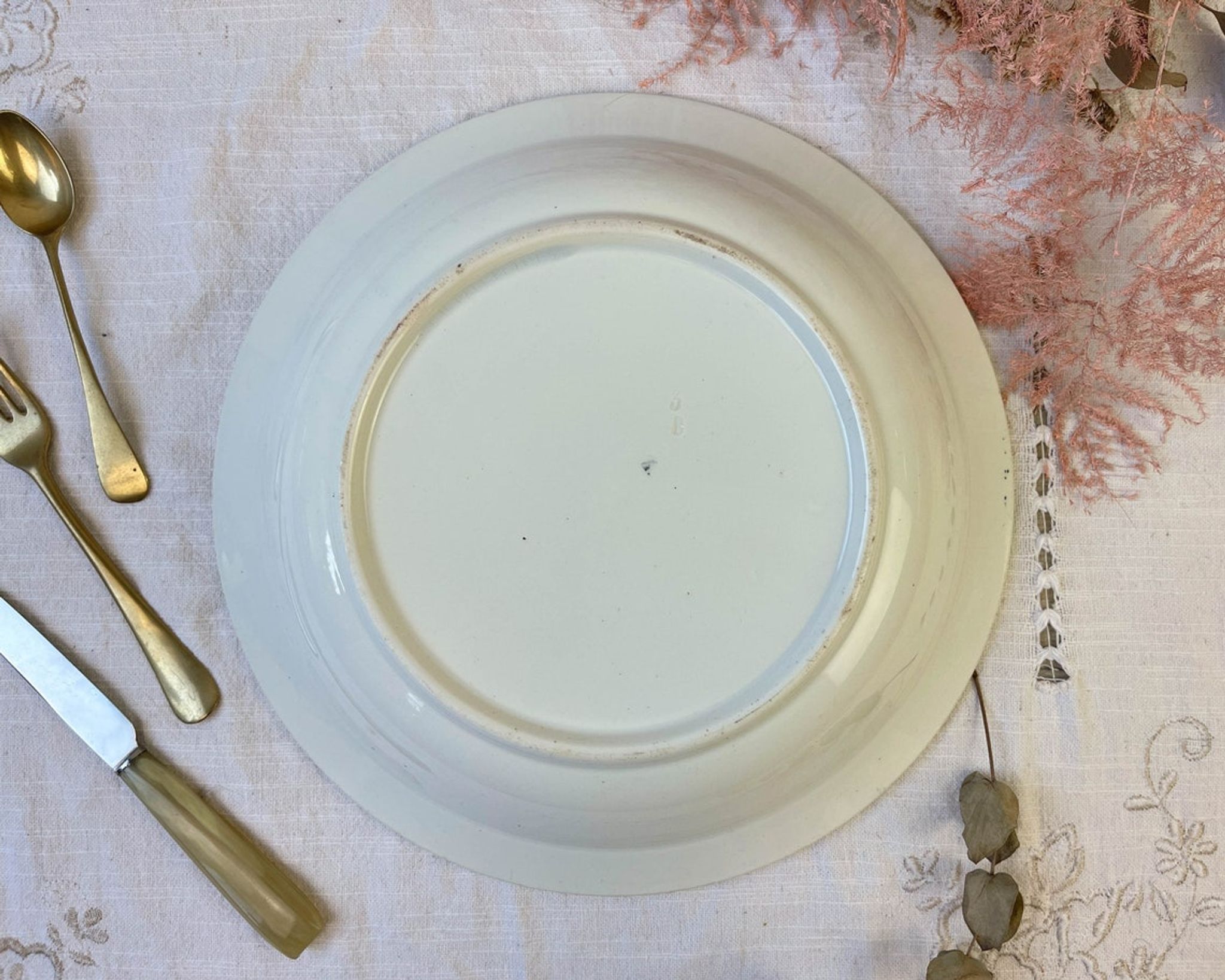 Vintage hollow dish Terre de fer St Amand & Hamage model Laurier made in France