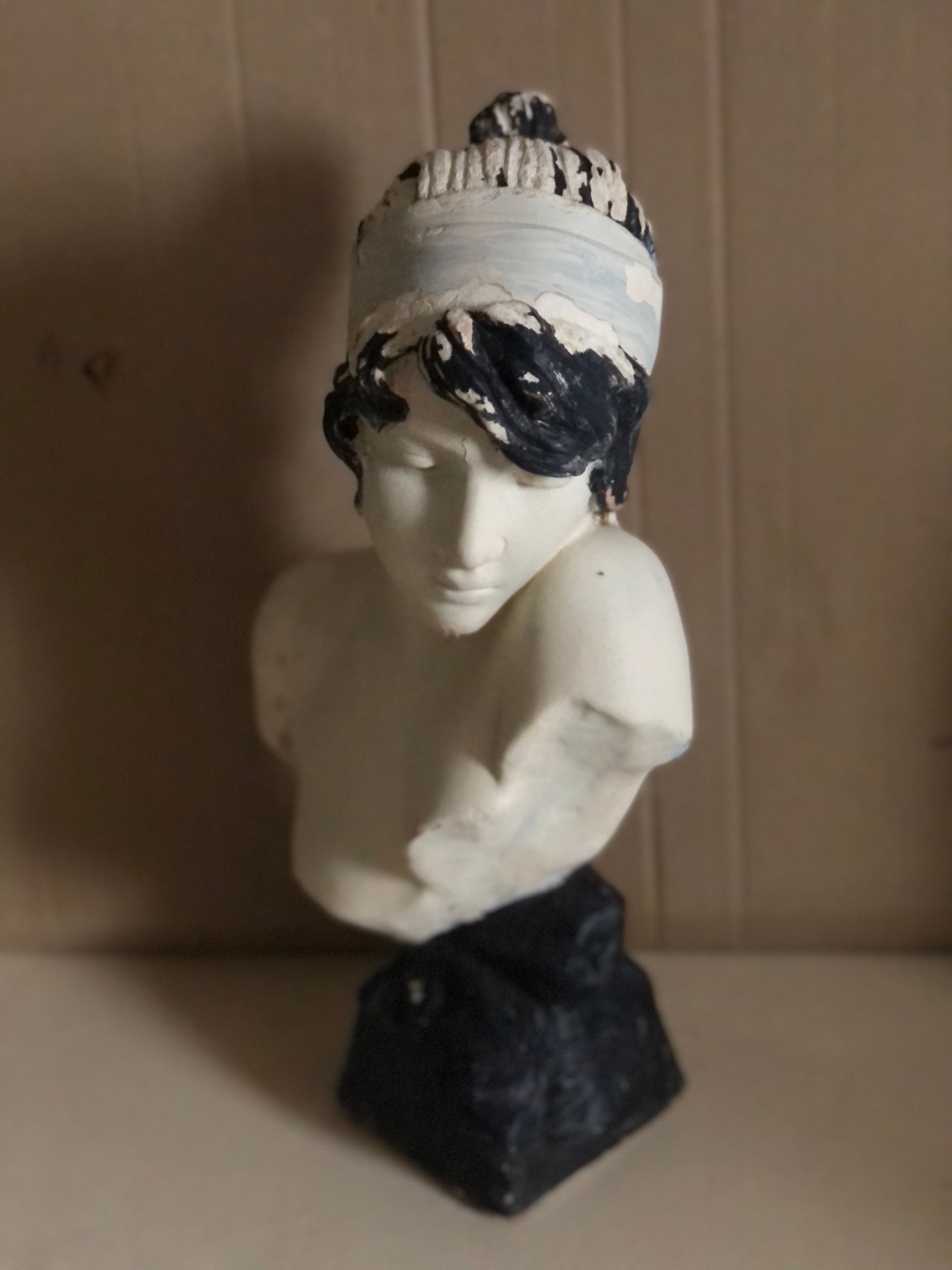 Bust for young girls