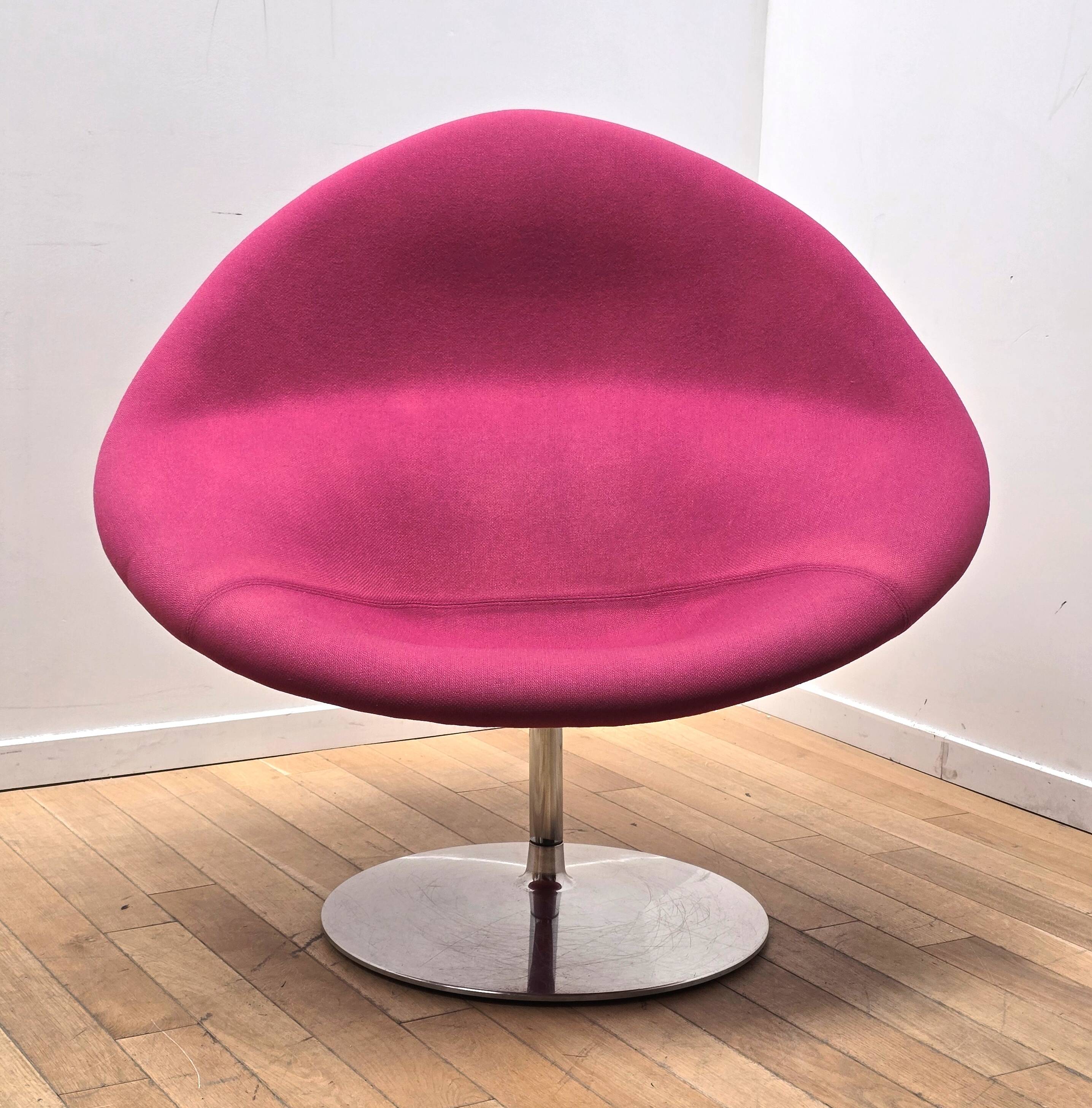 Globe armchair, Pierre Paulin