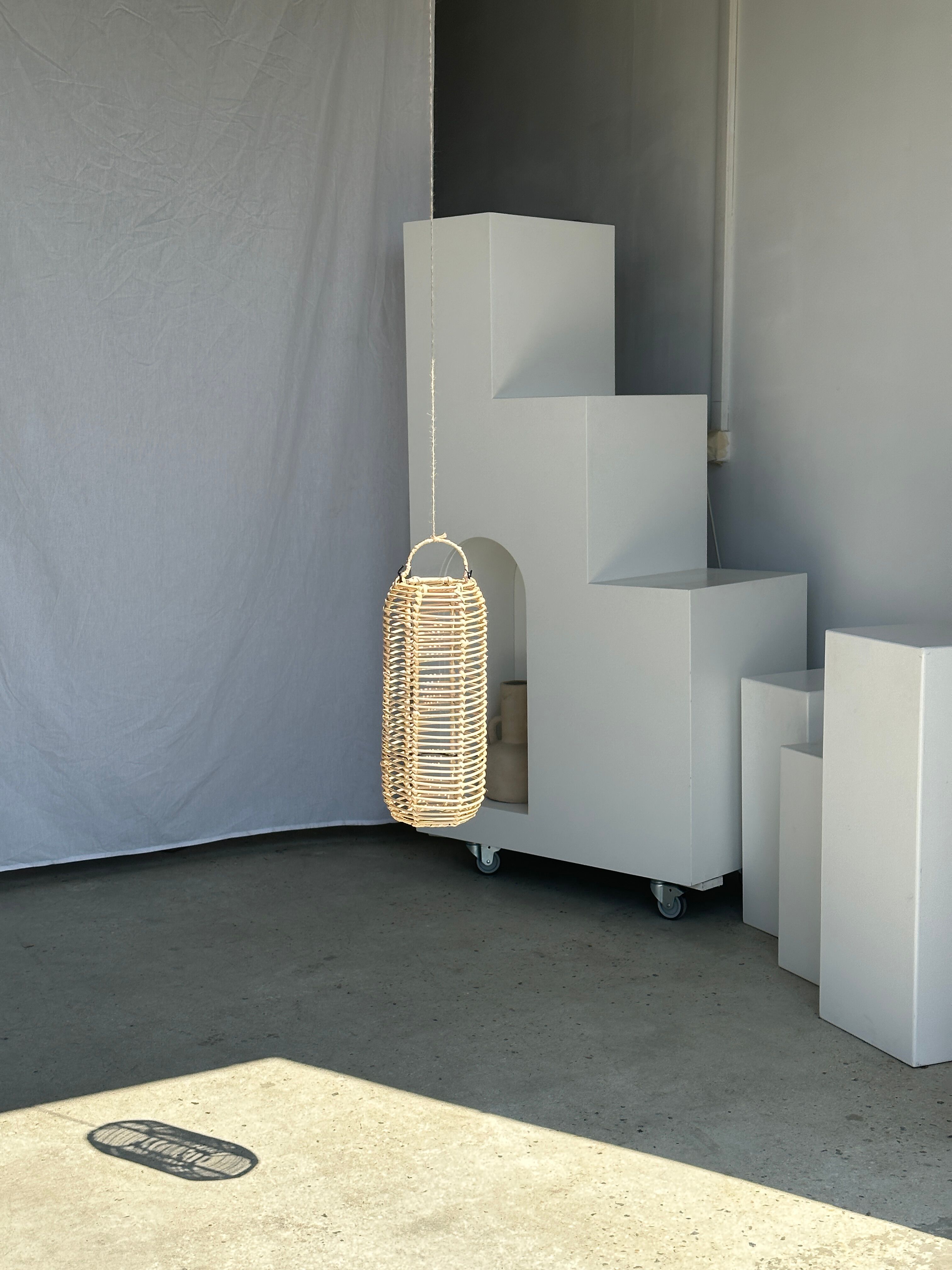 Small lantern-shaped rattan suspension H35 D15