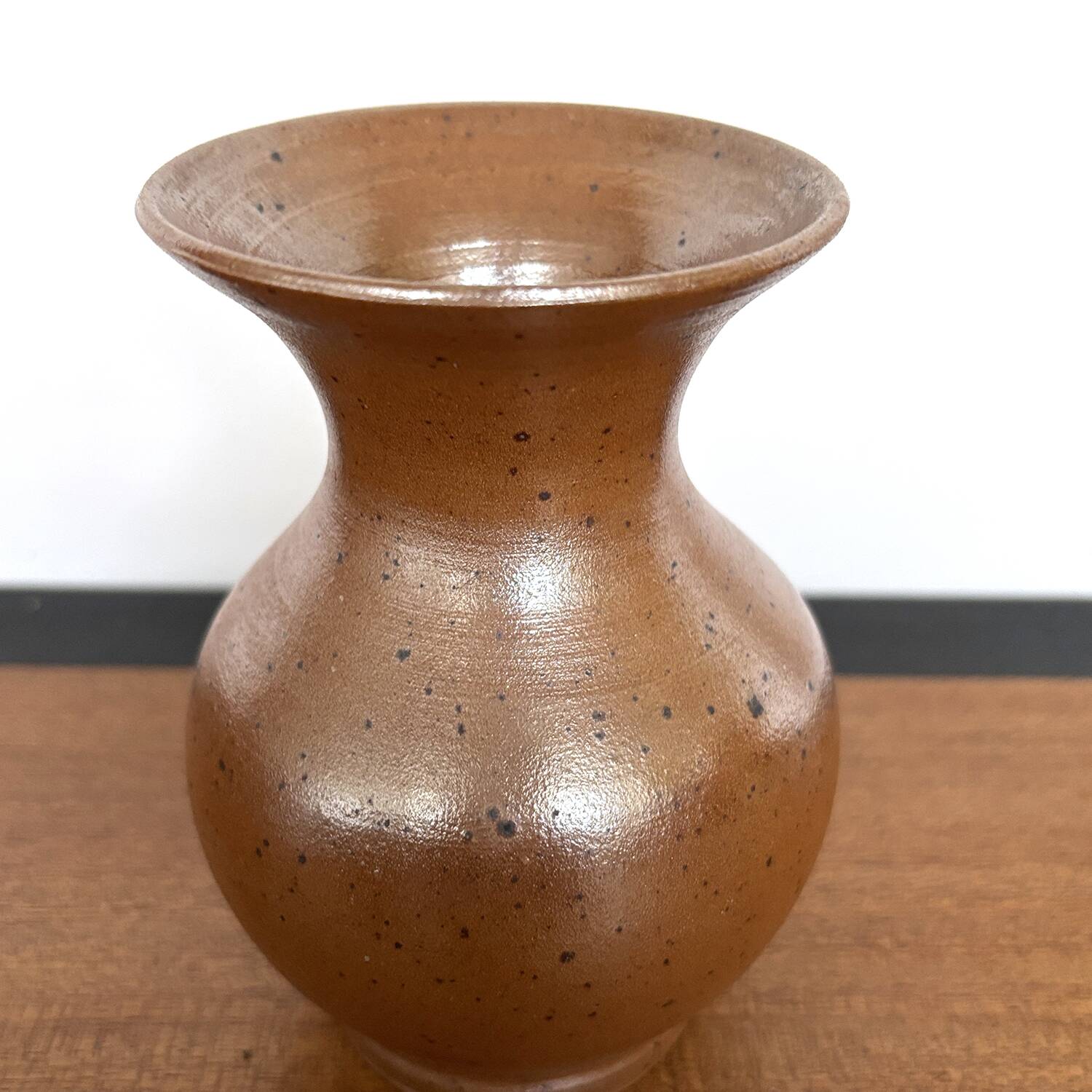 Satin stoneware vase