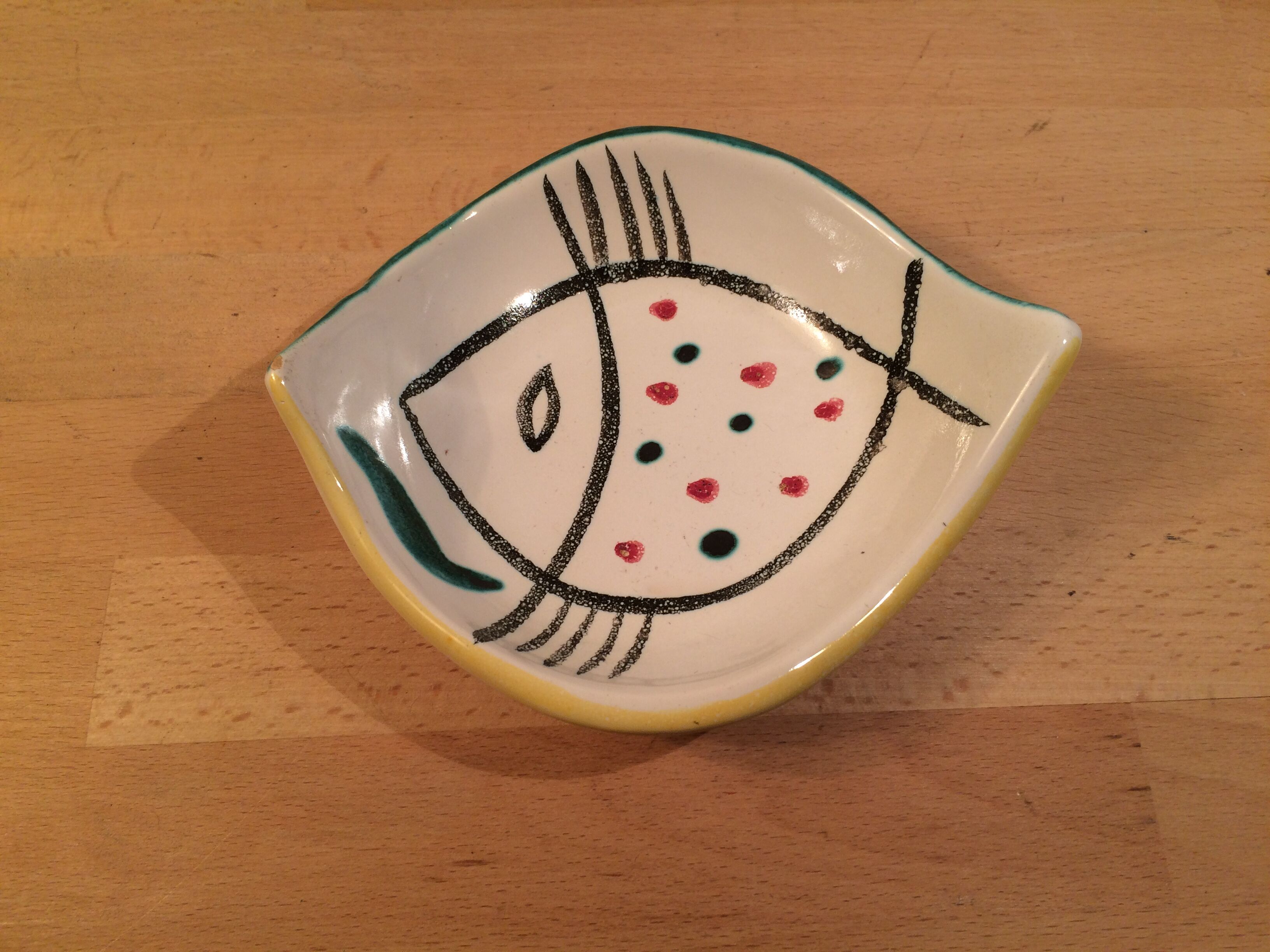 2 ceramic cups Jacques Pouchain, Poet Laval, empty pocket, fish