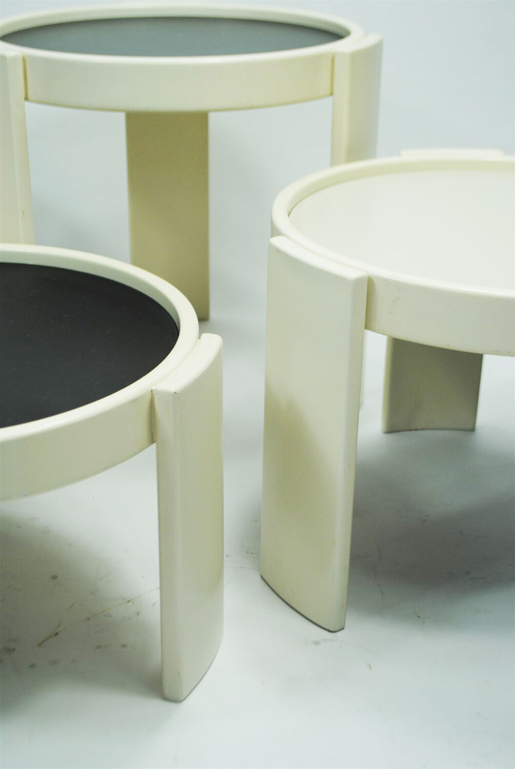 Nesting table set Frattini nesting boxes