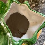 Pineapple pitcher dabbling