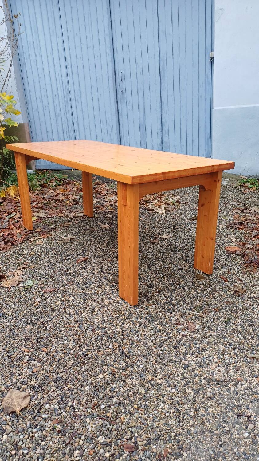 Pine dining table
