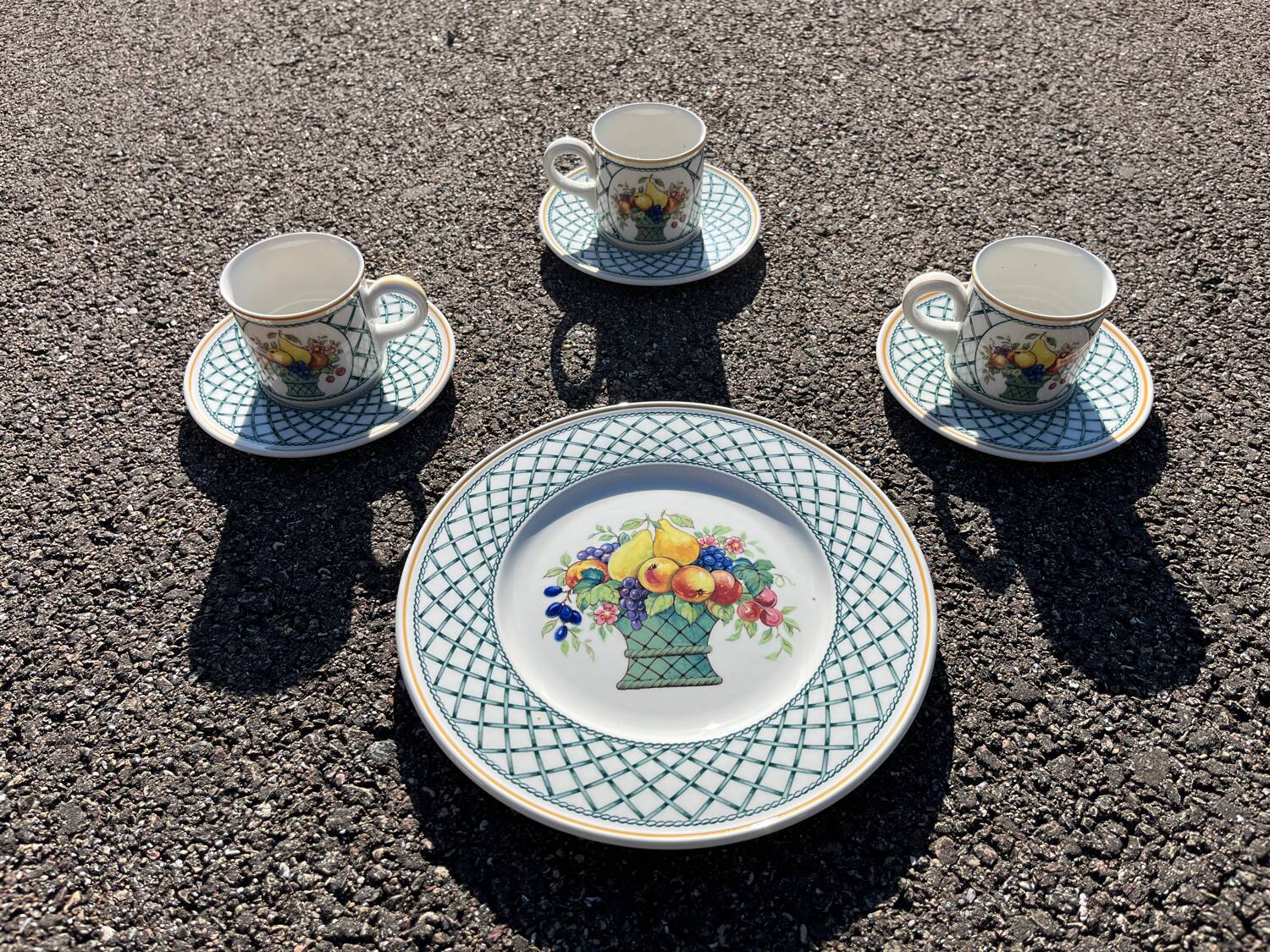 Villeroy and Boch Basket coffee cup set