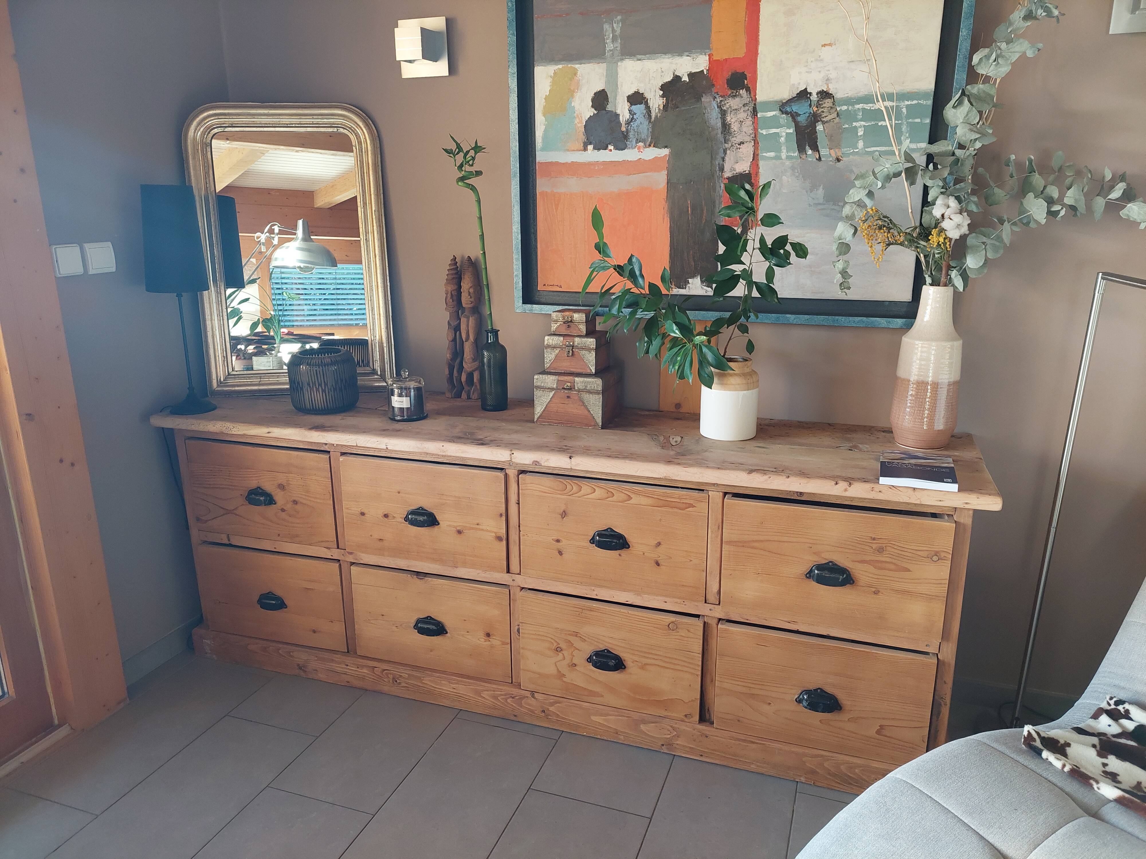 Trade furniture 8 drawers