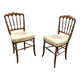 Paire de chaises anciennes en bois tourné, assise tapissée brodée