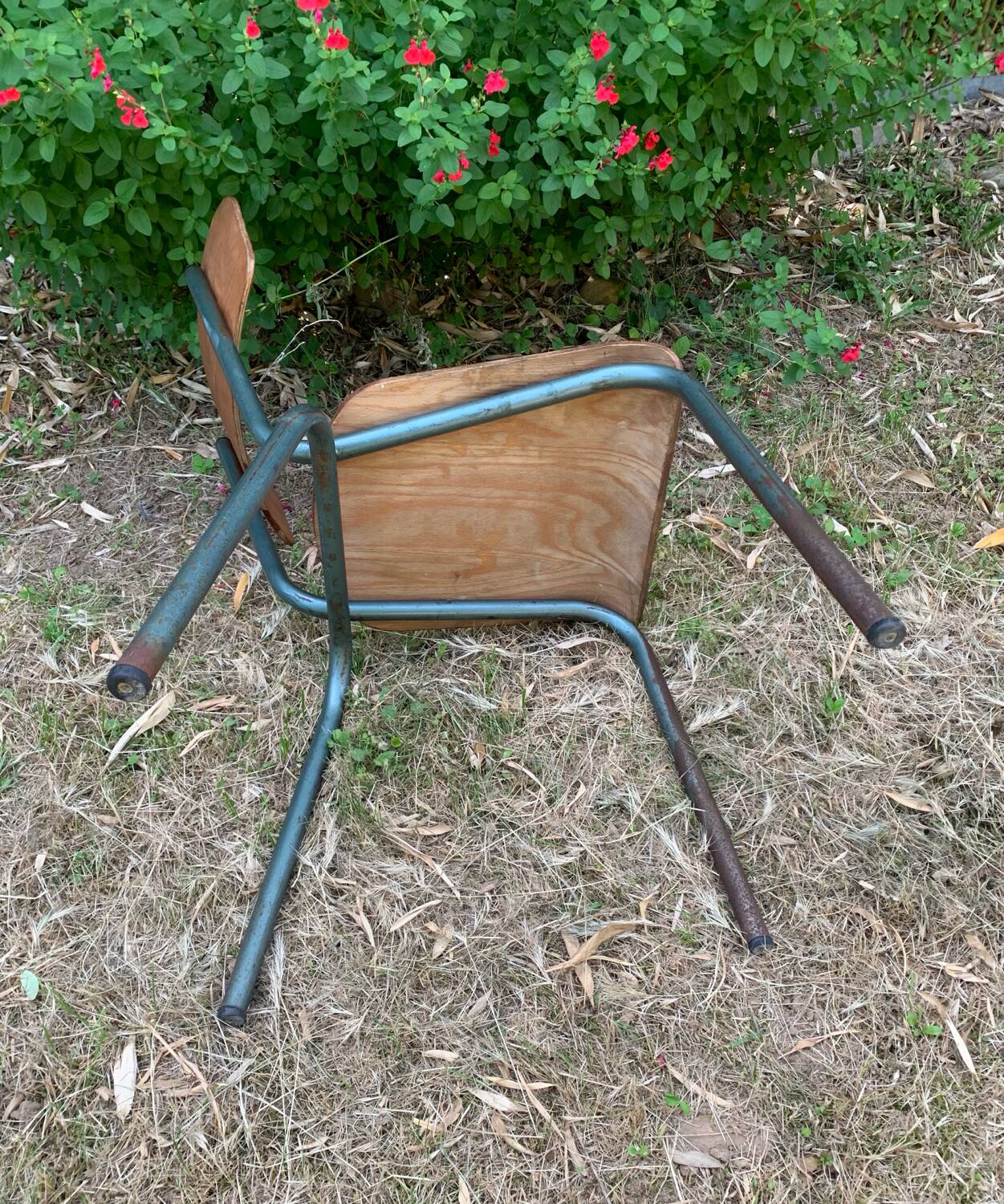 School chair for teenagers