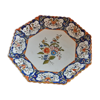 Plate Rouen XIV. Octagonal, hand painted.