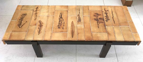 Table basse de Roger Capron