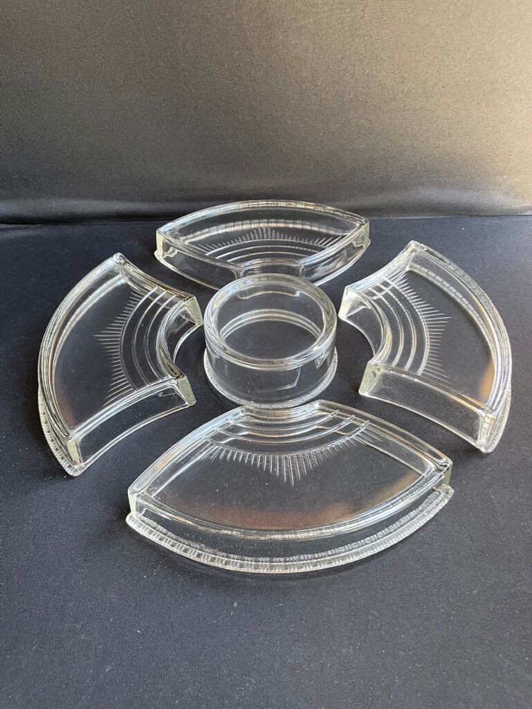 Plateau serviteur à hors d'oeuvres compartimenté (1)