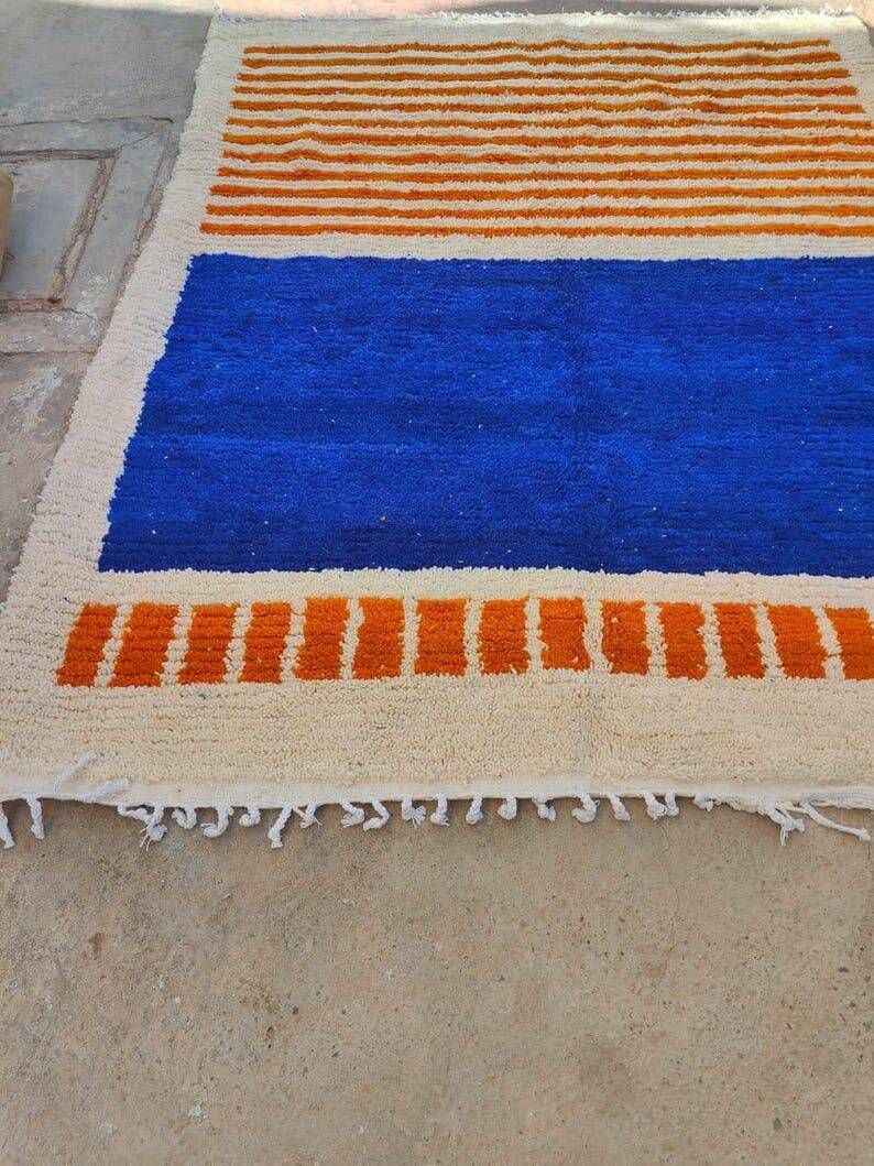 Handmade pure wool rug with colourful patterns 1.5/2.5 m