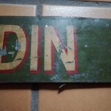 Plaque ancienne de destination d'autobus " jardin vauban "