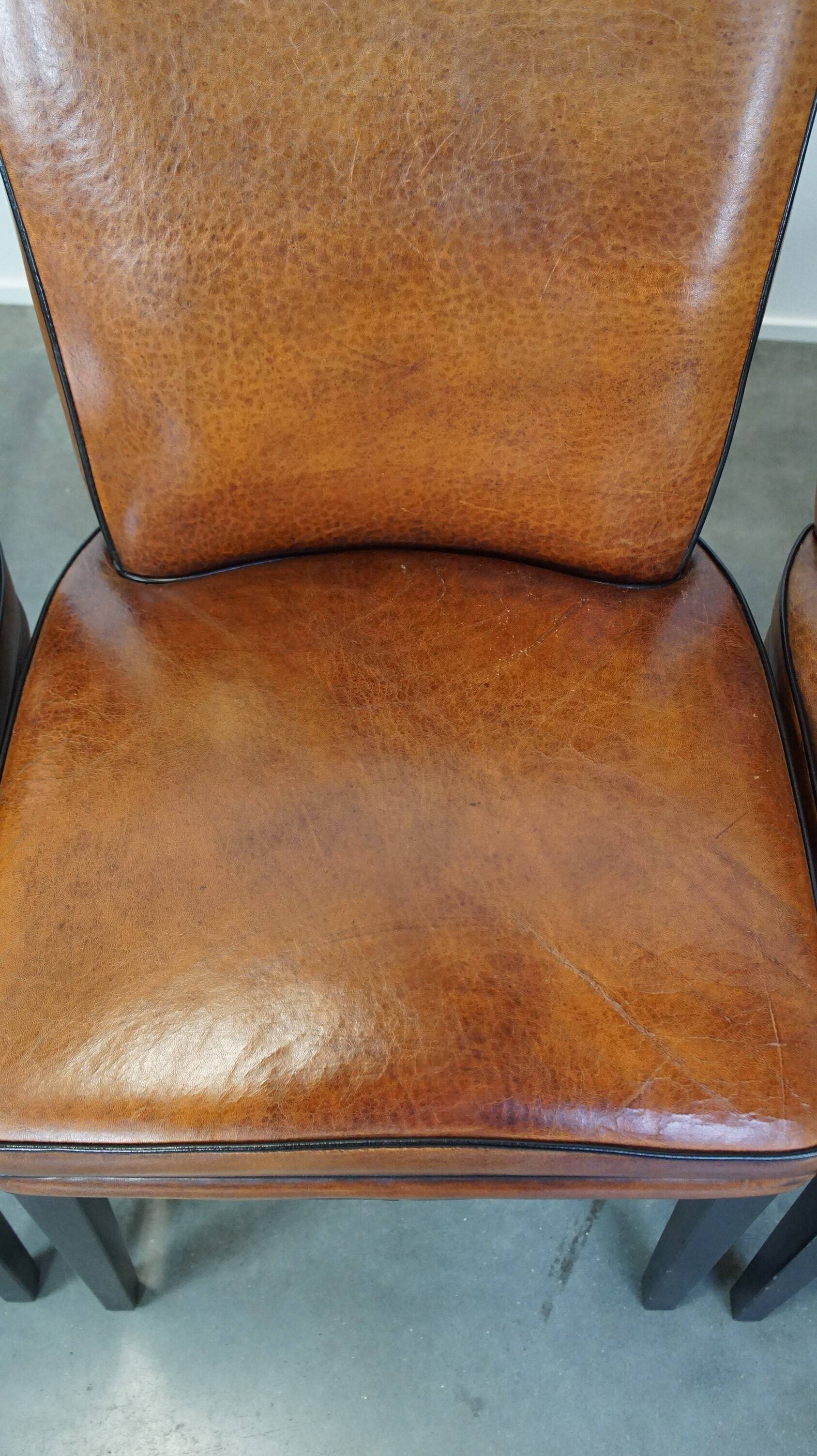 4 chaises de salle à manger en cuir de mouton marron