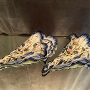 Pair of wall flower girls decorated with cornucopia earthenware from Gien XIX
