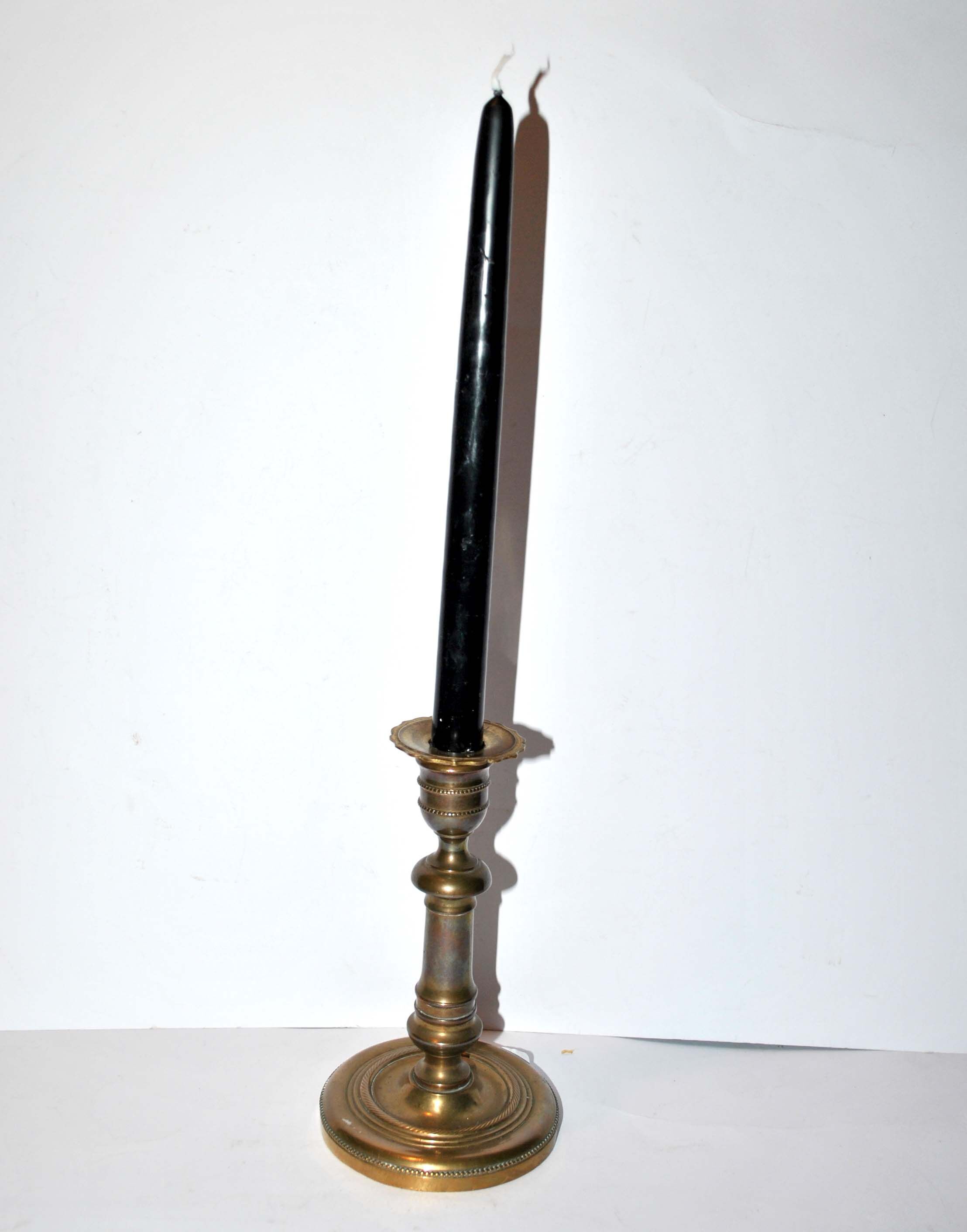 Old candlestick candleholder in gilded bronze, torch with pearl frieze 18cm
